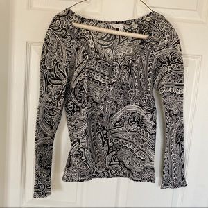 Black and White Top By Liquid small